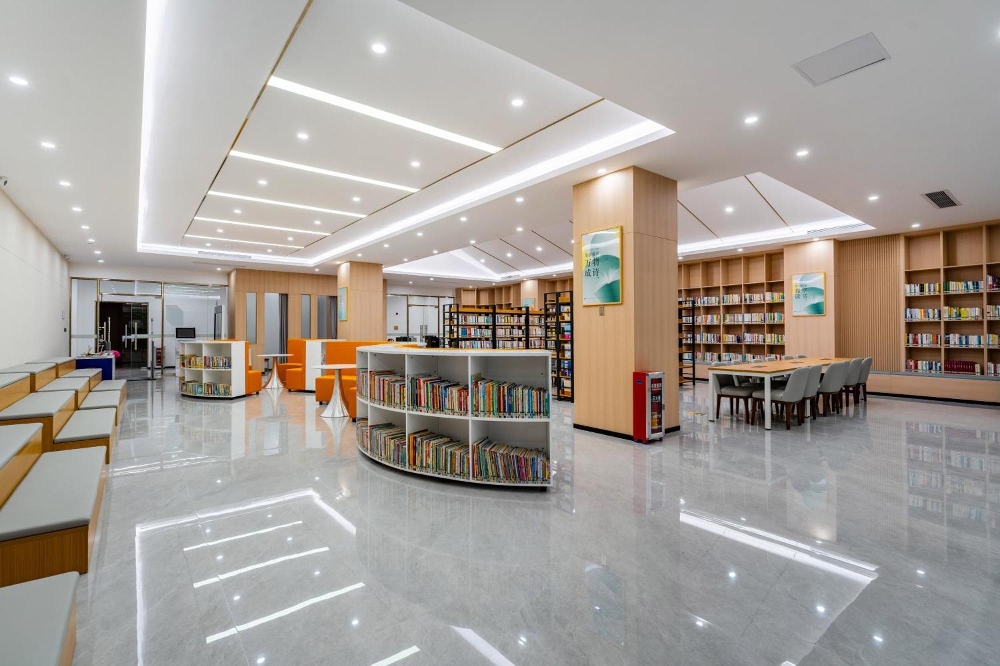 Liang Fan Holiday Inn Гуанчжоу Экстерьер фото